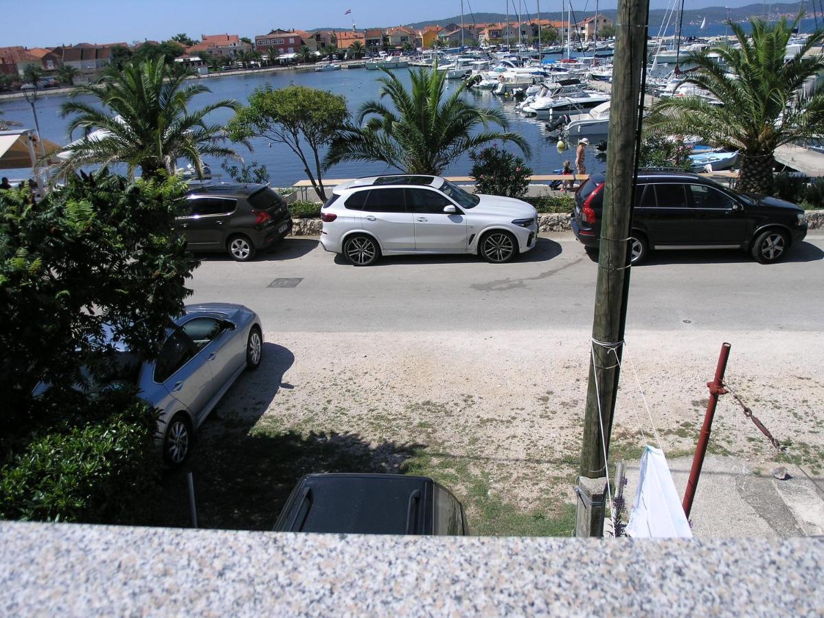 Vala Apartmani بيبينيا المظهر الخارجي الصورة