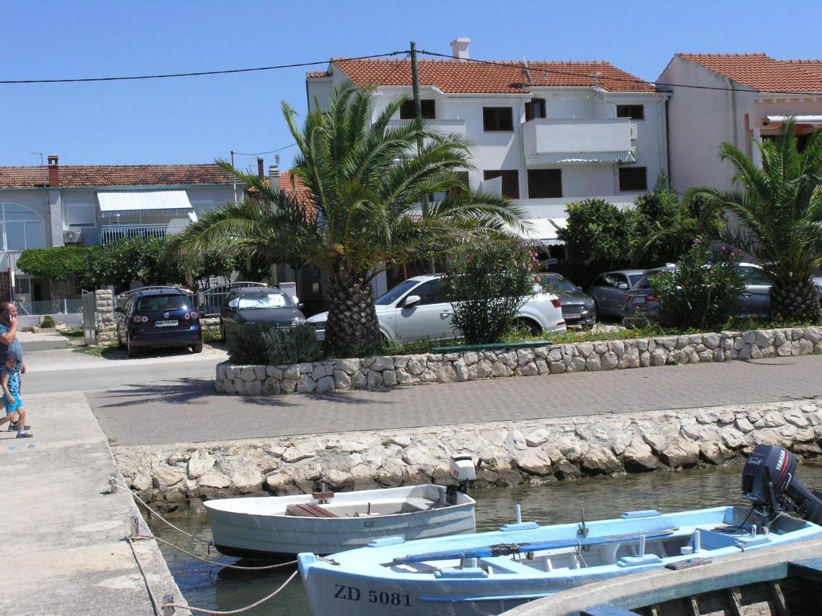 Vala Apartmani بيبينيا المظهر الخارجي الصورة