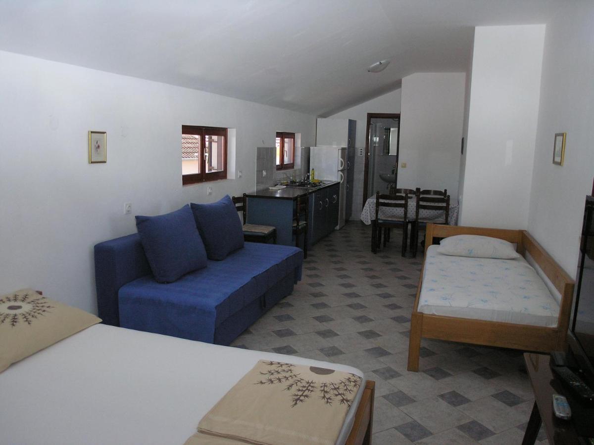 Vala Apartmani بيبينيا المظهر الخارجي الصورة