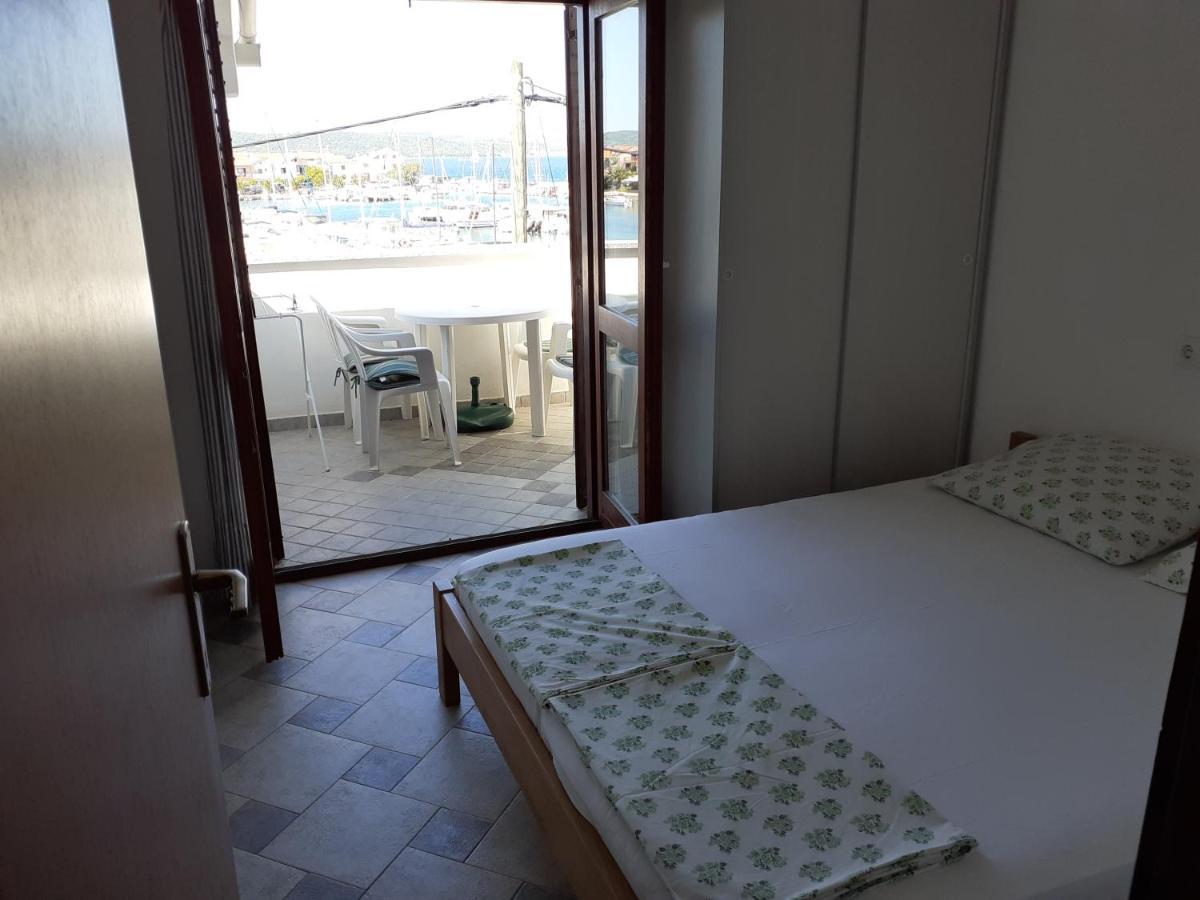 Vala Apartmani بيبينيا المظهر الخارجي الصورة