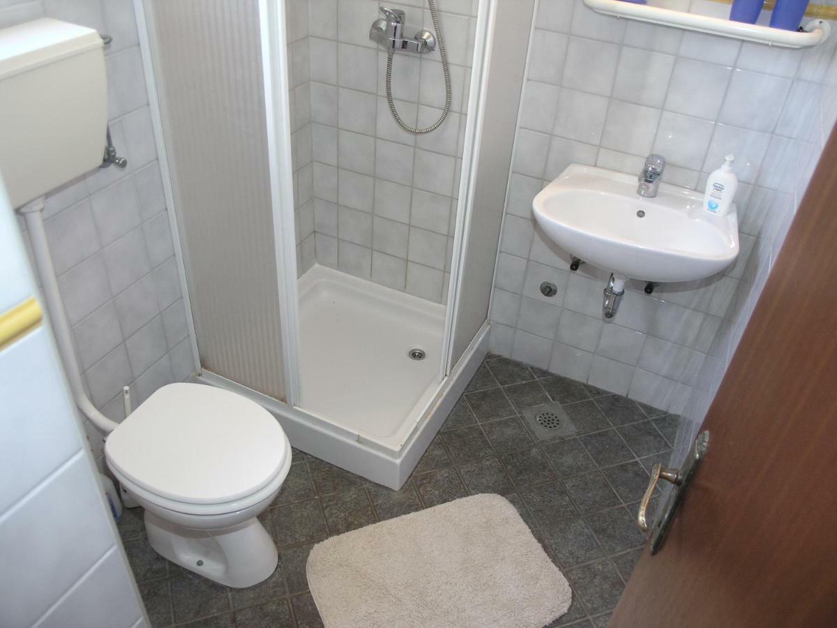 Vala Apartmani بيبينيا المظهر الخارجي الصورة